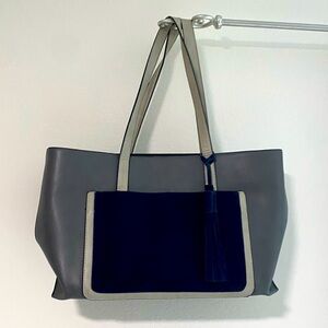 💙Lily & Ivy Large Tote💙